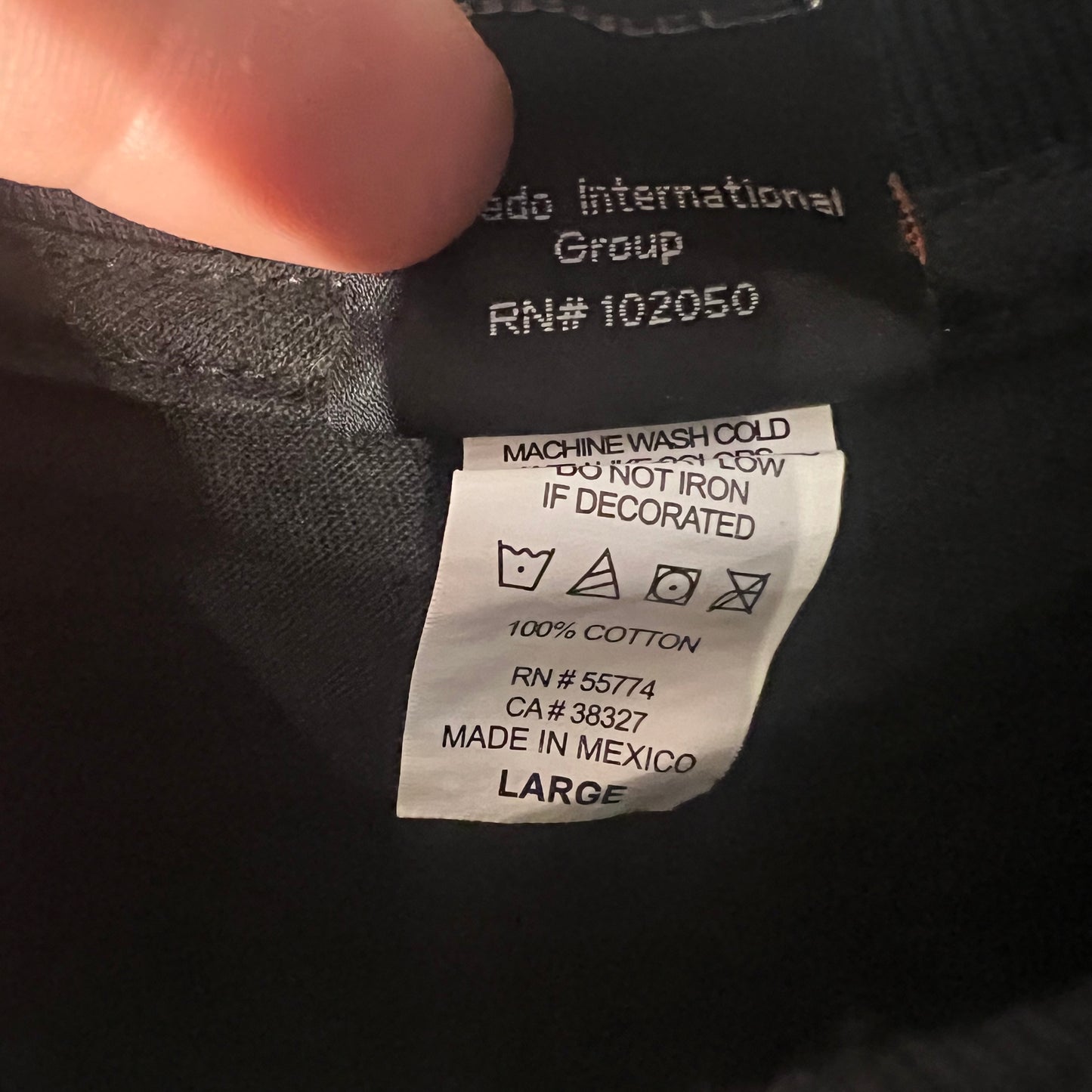 Interior size tag showing large size and Made in Mexico origin
