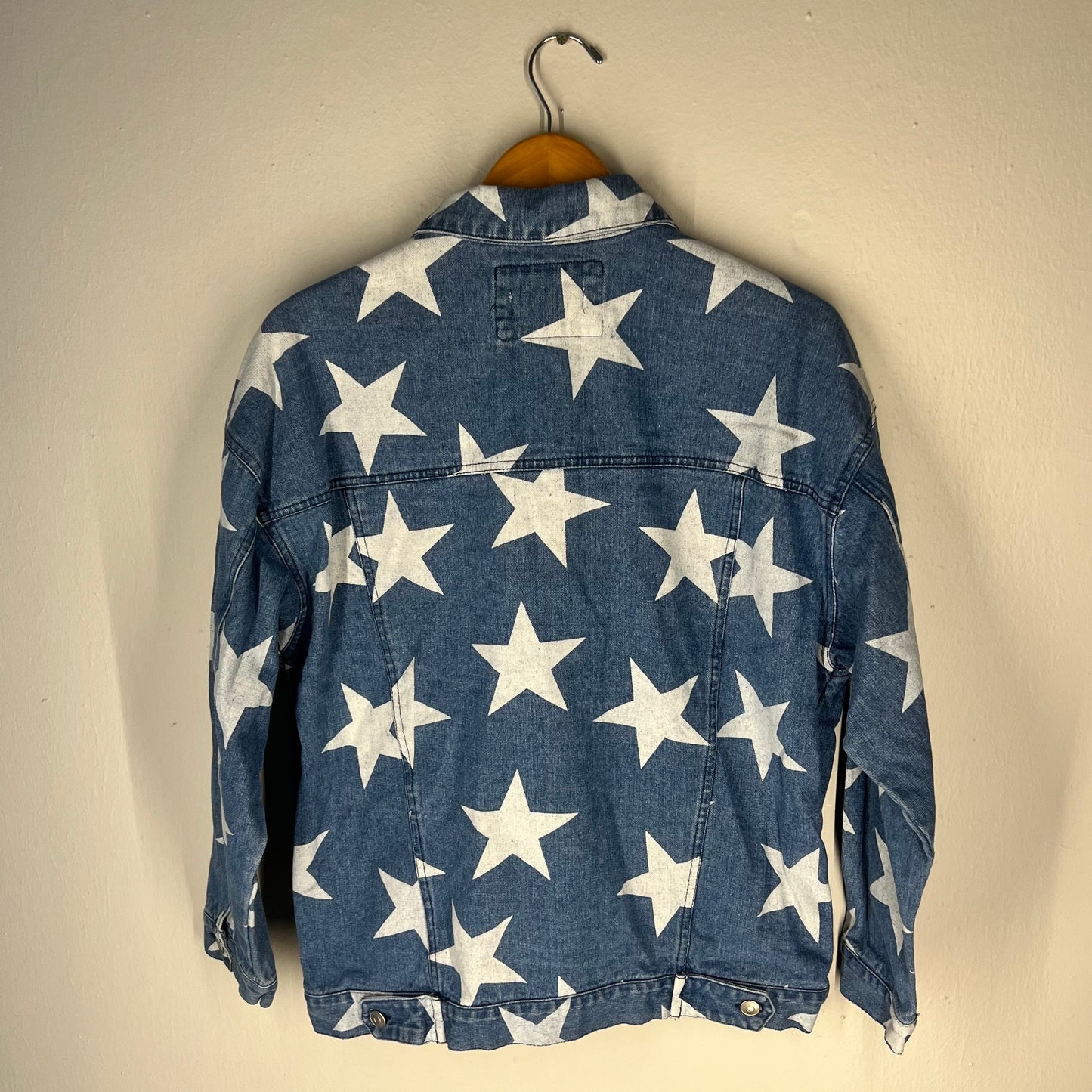 Back view of jacket showing full star print pattern